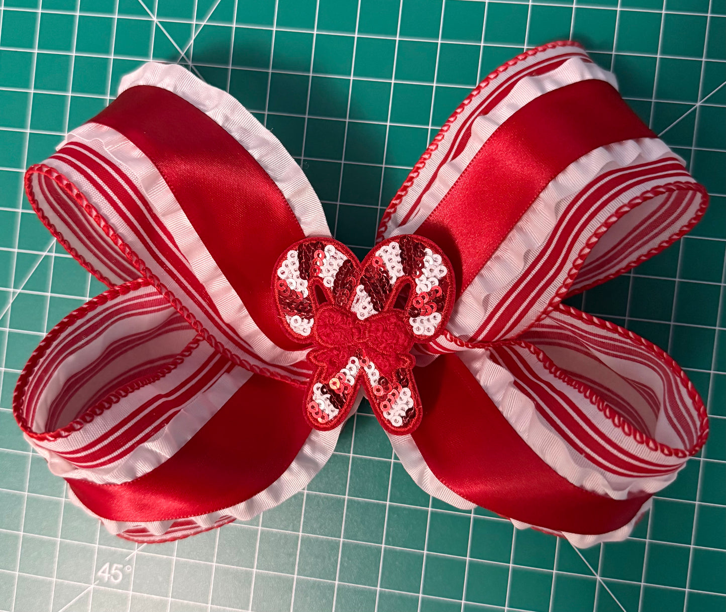 7.5-inch Candy Cane Bow
